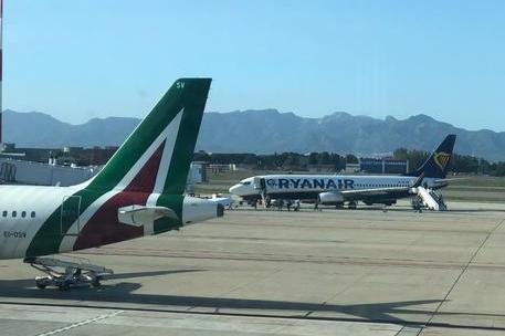 Bando sul trasporto aereo per la Sardegna: meno voli ma tariffe massime di 47 euro