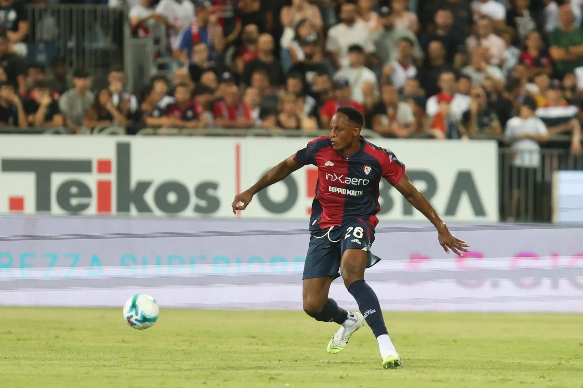 Yerry Mina in Cagliari-Virtus Entella (foto Fabio Murru)