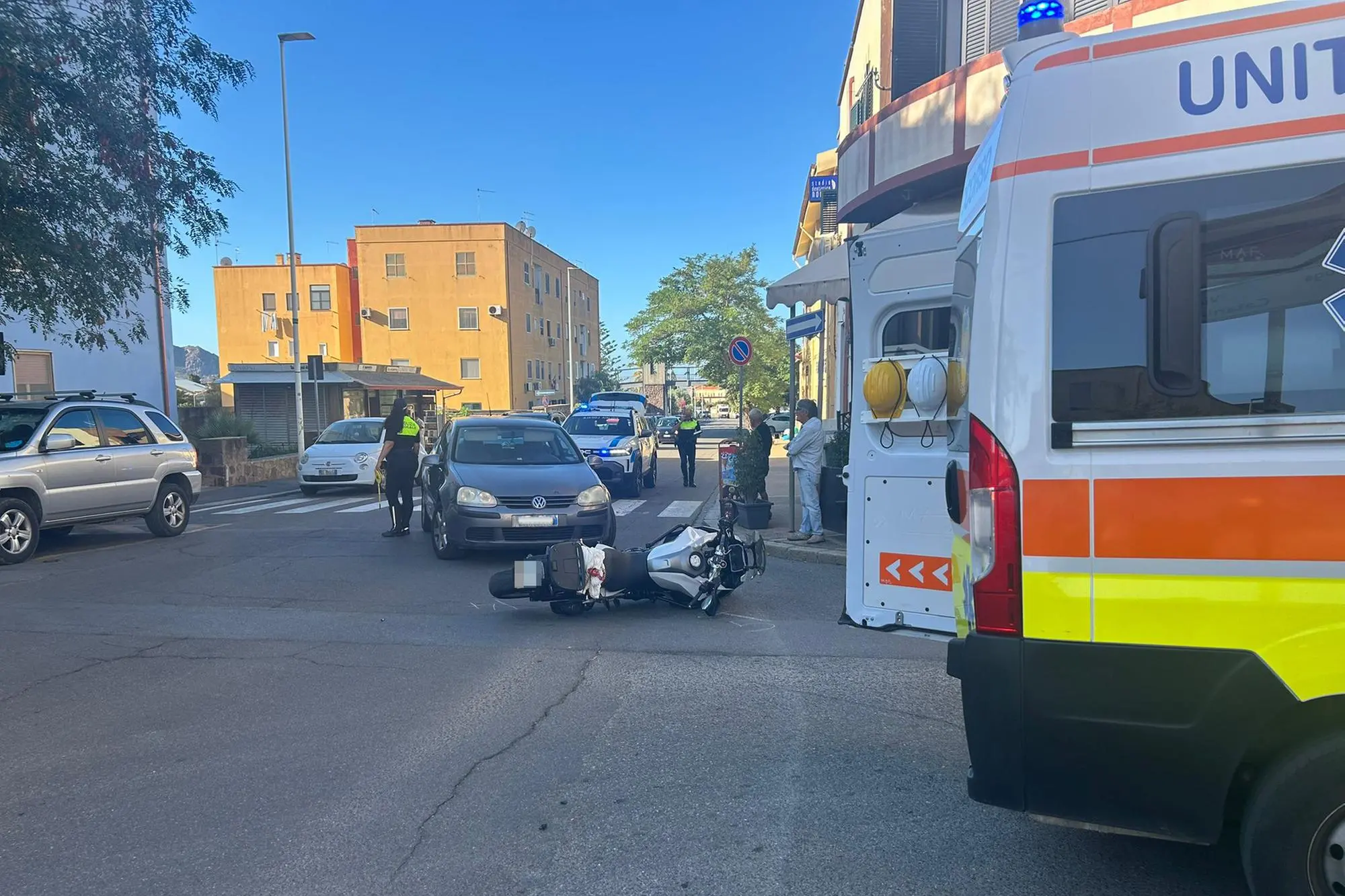 L'incidente a Carbonia (Foto Fabio Murru)