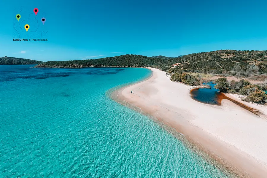 La spiaggia di Tuerredda\u00A0(Foto Sardinia Itineraries)