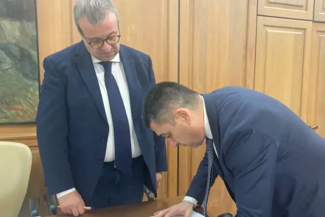 Assessore Cani con il sindaco Mulas (foto Pala)