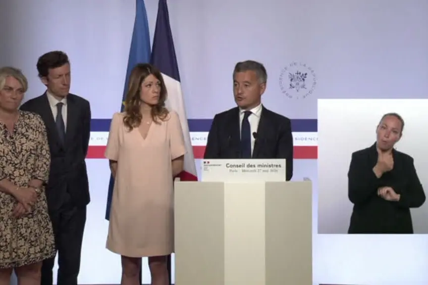 Francia, Darmanin: "Il MeToo dell'infanzia è appena cominciato"