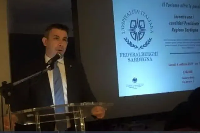 Paolo Manca, presidente di Federalberghi (Immagine da Videolina)
