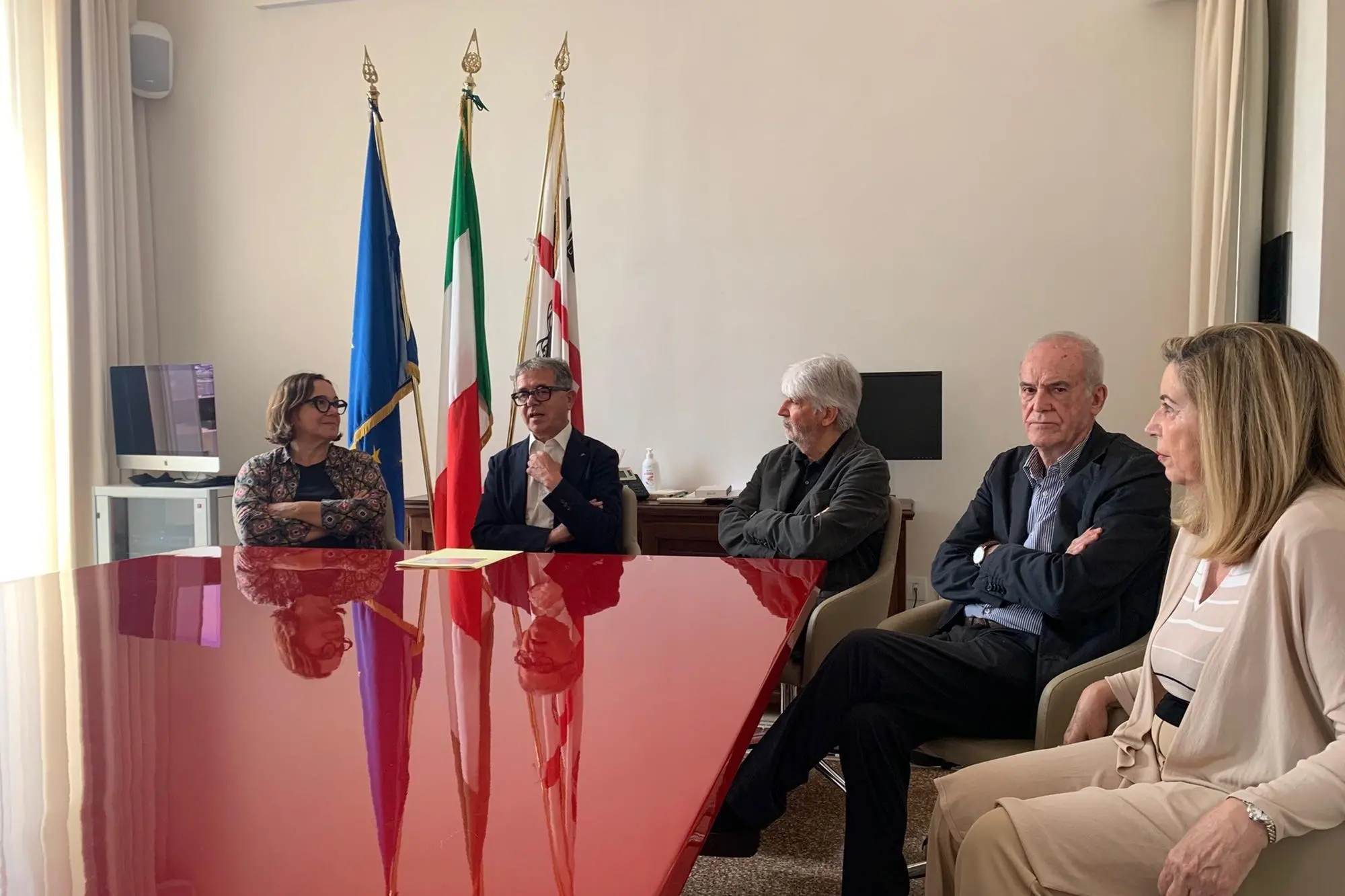 La conferenza stampa del sindaco di Olbia Settimo Nizzi (foto De Roberto)