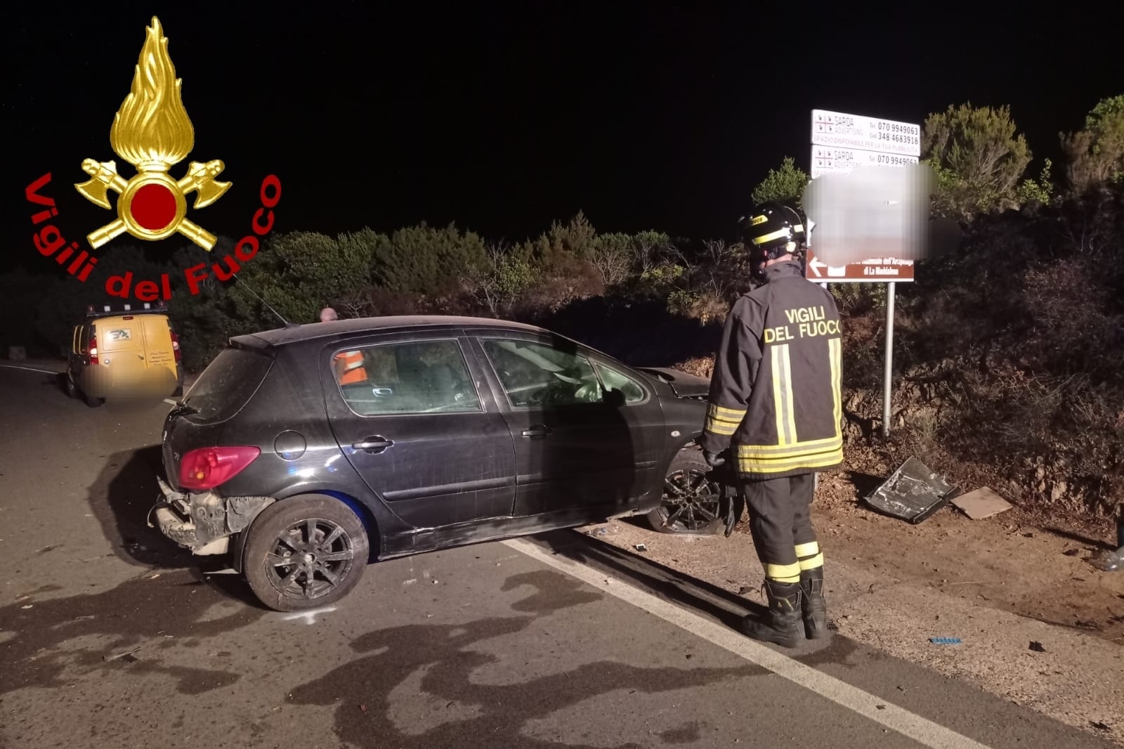 Porto Cervo: auto fuori strada sulla Sp 59, due feriti