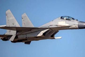 Otto jet militari cinesi invadono lo spazio aereo di Taiwan: alta tensione