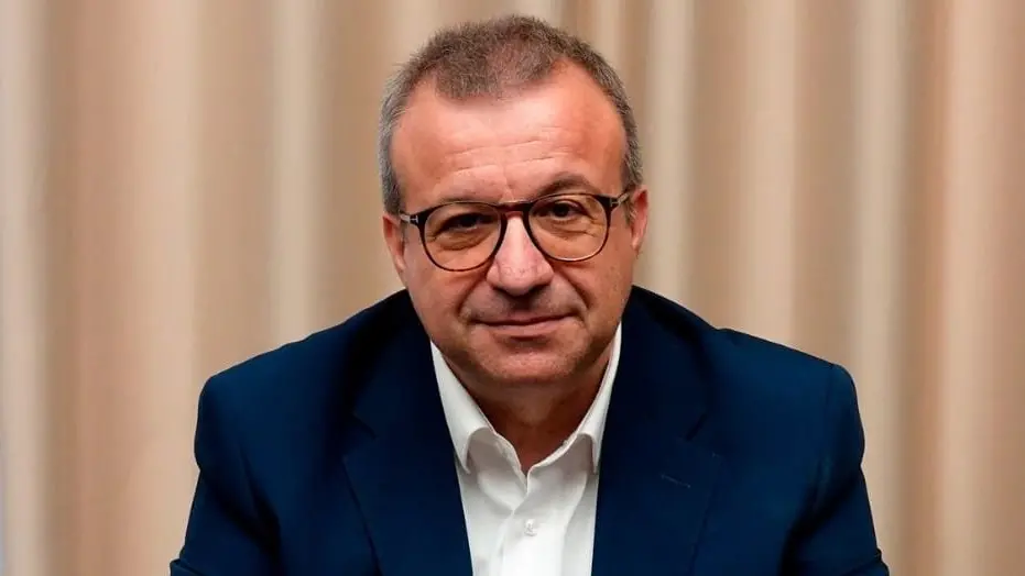 https://immagini.unionesarda.it/version/c:ODQ4Njk2ZmMtMTc5My00:ZjRlYTczZTYtOGE1Mi00/image.webp?f=16:9