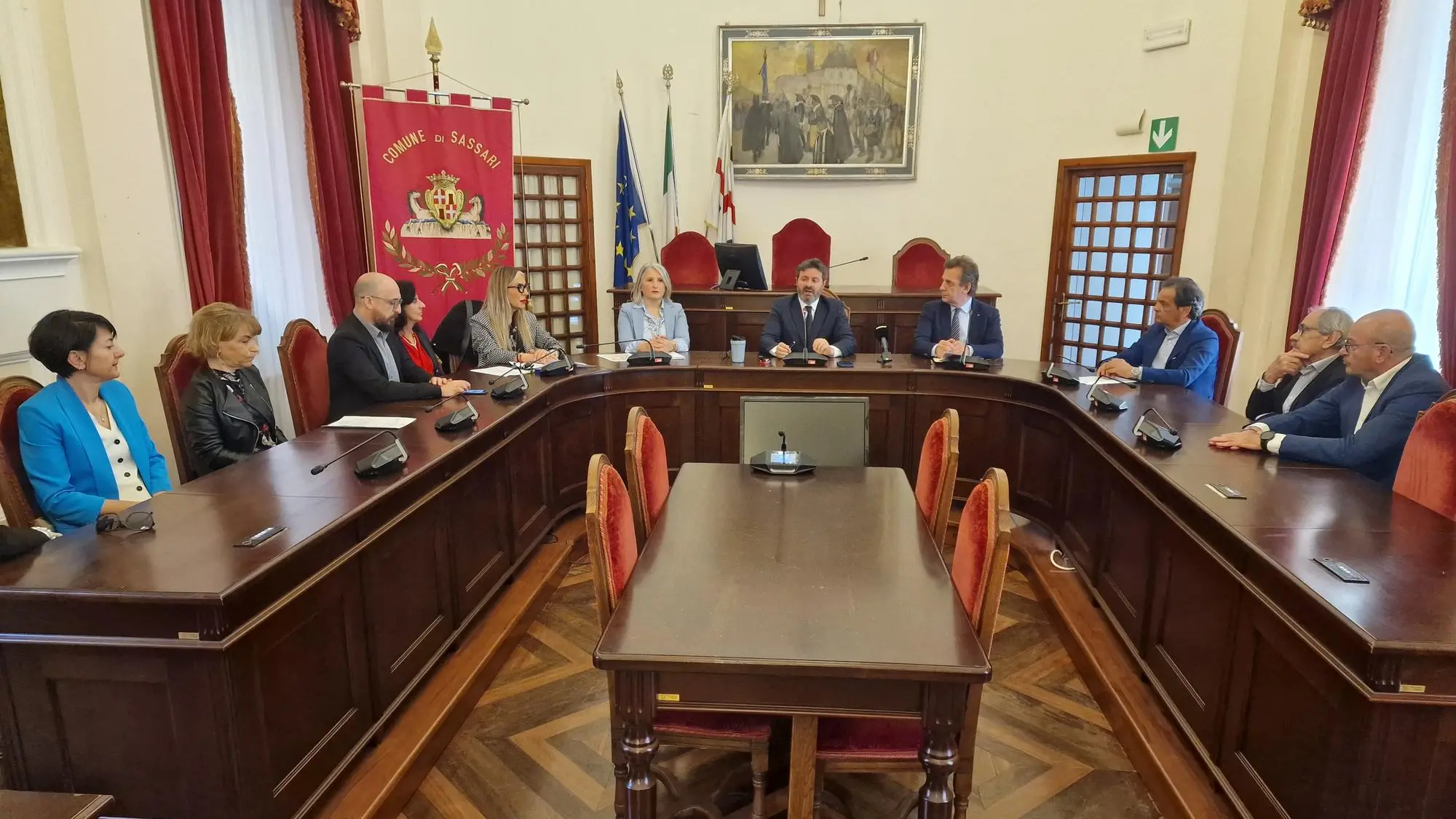 https://immagini.unionesarda.it/version/c:ODQ4OTlmNTQtOWMyYy00:NDJiNjE4ZDgtMGM1NS00/image.webp?f=16:9