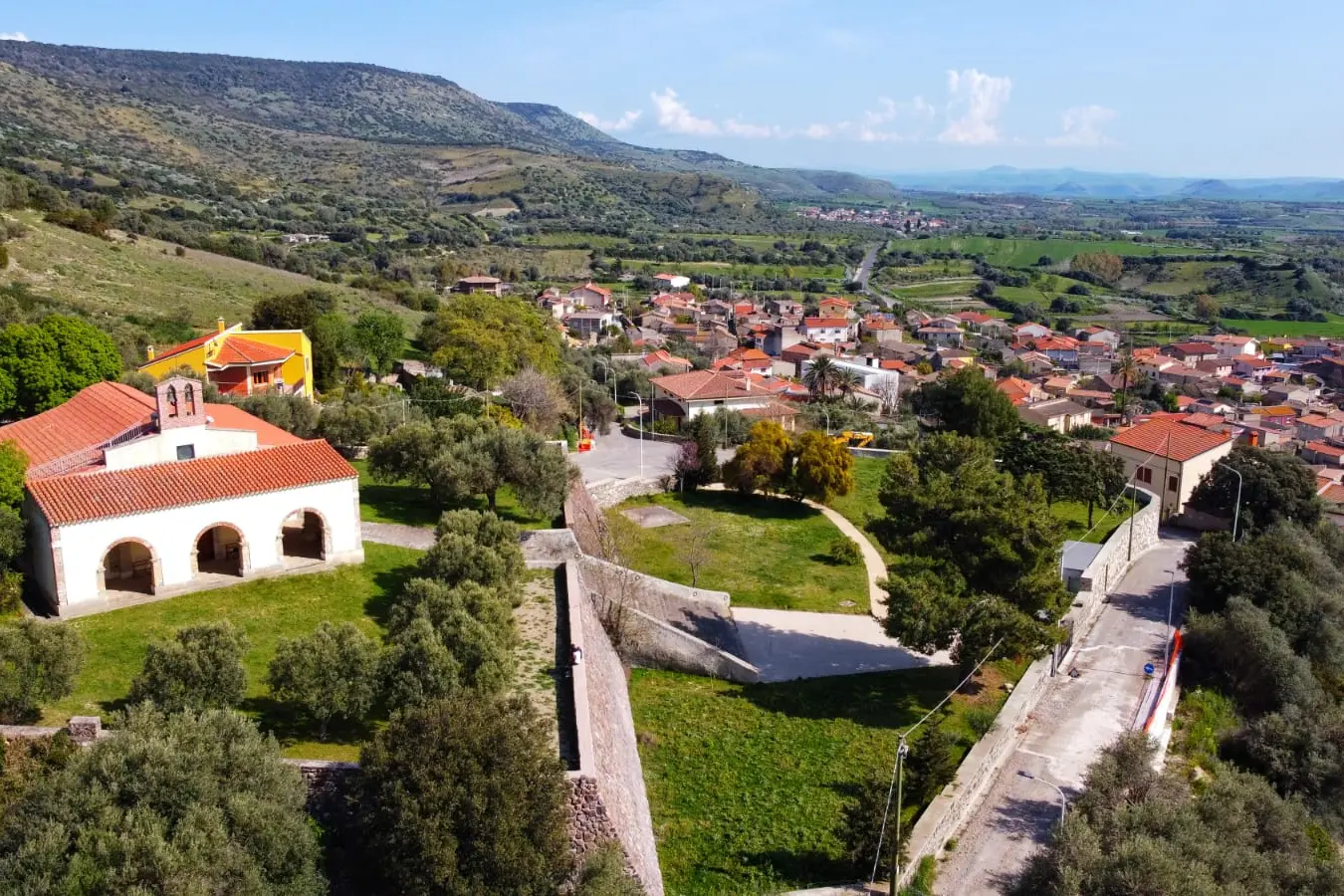 Un'immagine panoramica di Sini (foto concessa)