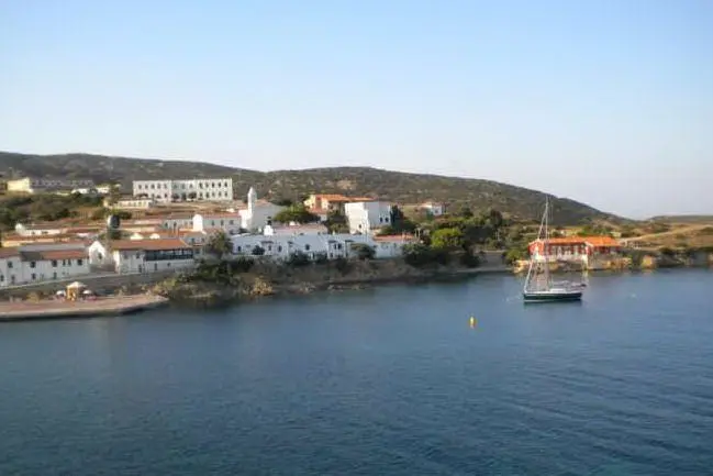 L'approdo di Cala Reale (foto L'Unione Sarda - Pala)