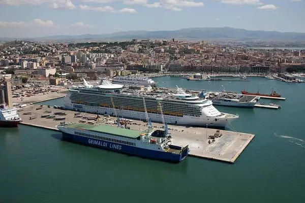 Il porto di Cagliari