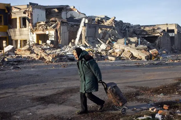 Devastazione nel Donetsk (Ansa)