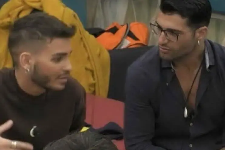 I due protagonisti del Grande Fratello (foto da frame video)