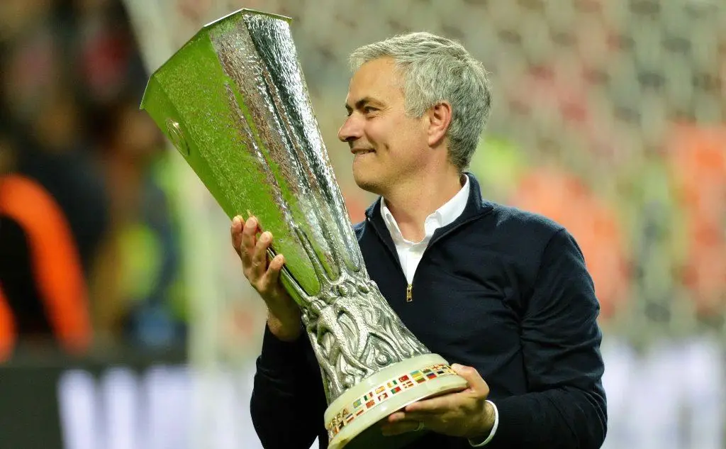Con la coppa dell'Europa League, unico trofeo vinto a Manchester