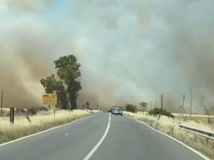 Fuoco, fumo e code: forti disagi sulla 387