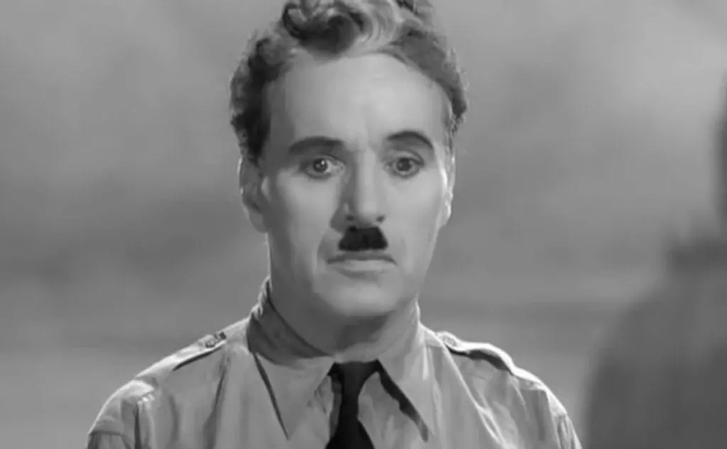 Charlie Chaplin nel discorso alla Nazione