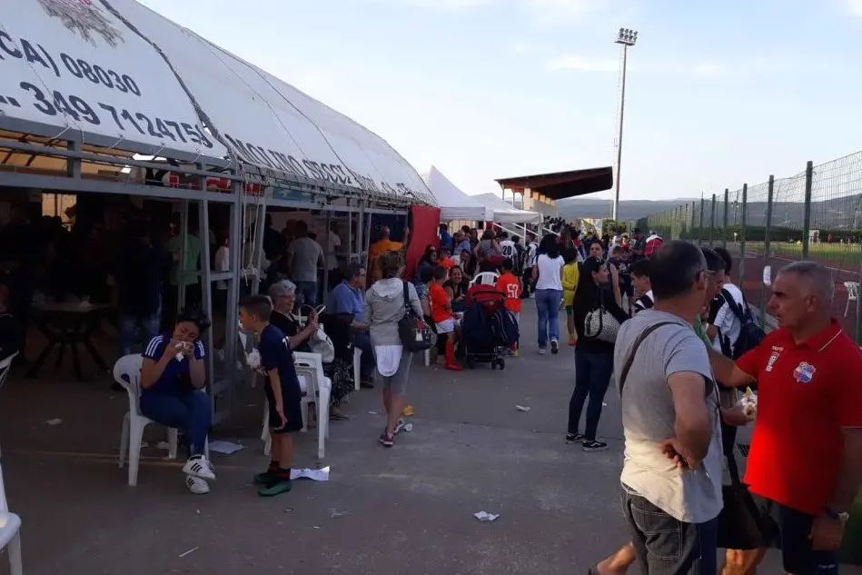 A bordo campo (L'Unione Sarda - Gioia)