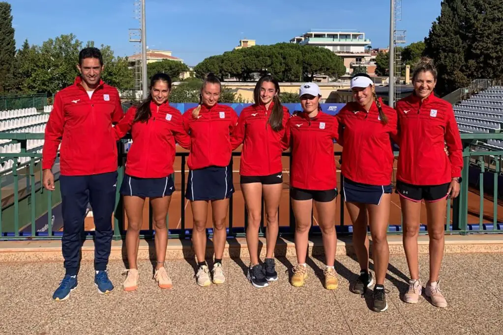 La squadra del Tc Cagliari impegnata domenica scorsa a Monte Urpinu