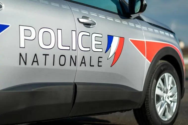 Polizia francese (foto Ansa)