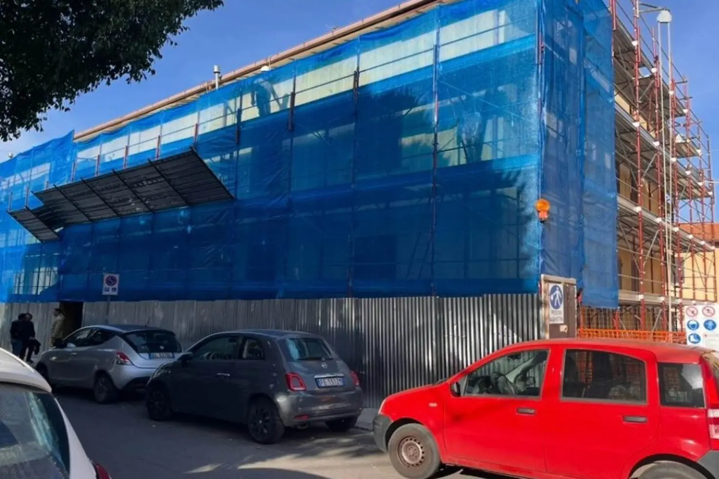 Lavori su stabili del comune