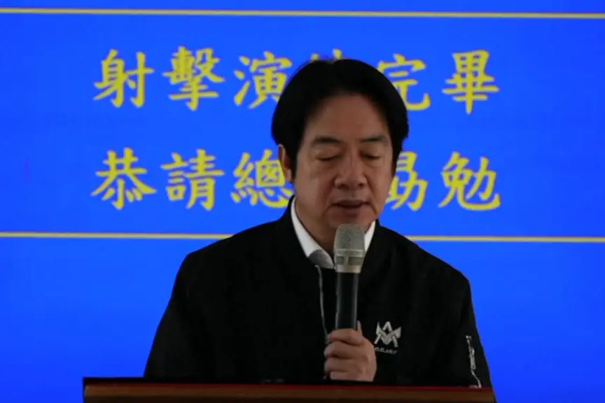 Taiwan, Lai assiste a esercitazioni militari con vari tipi di droni