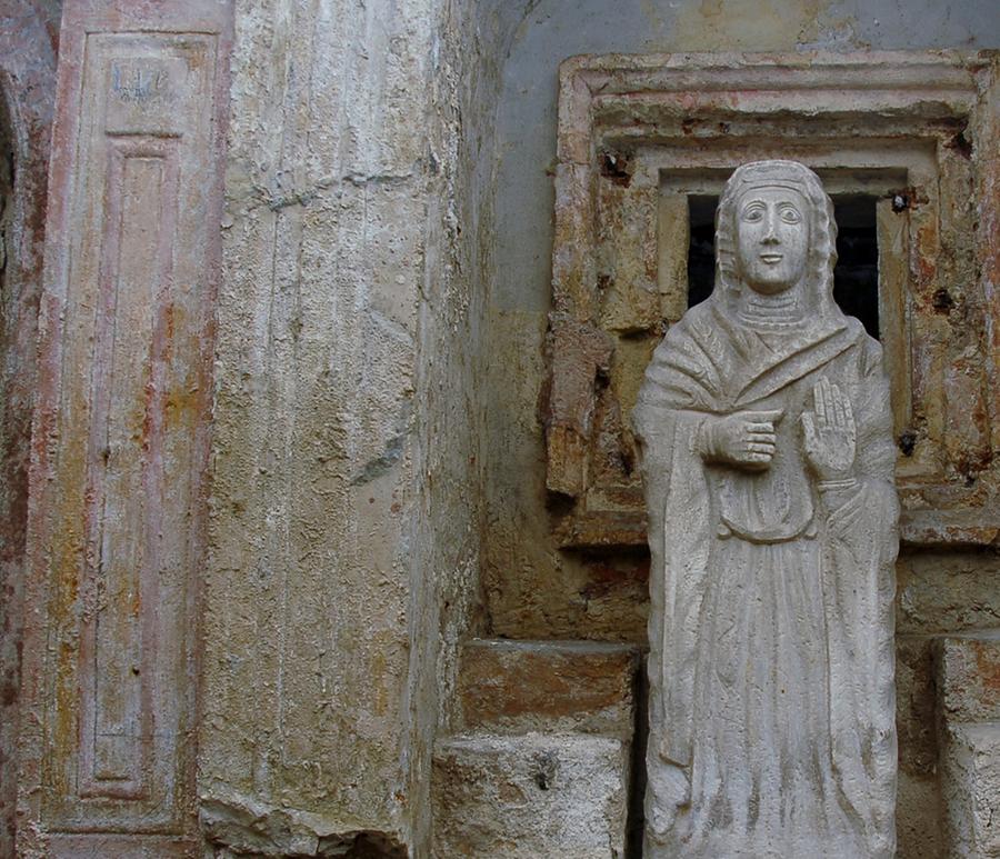Una mostra nella cripta di Santa Restituta