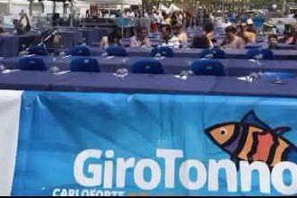 Carloforte, in migliaia al Girotonno: presentata &quot;Sardinia eCommerce&quot;