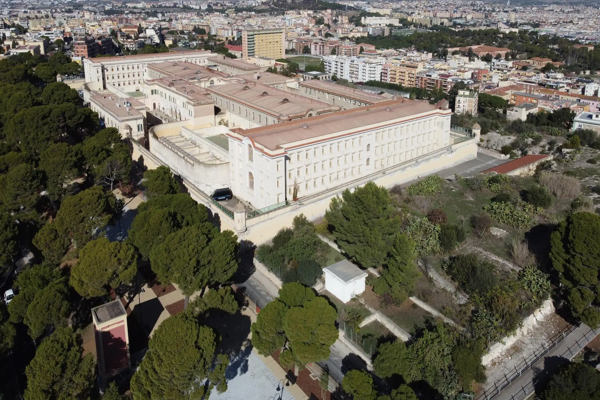 18 11 23 cagliari carcere cantiere viale buoncammino - foto giuseppe ungari