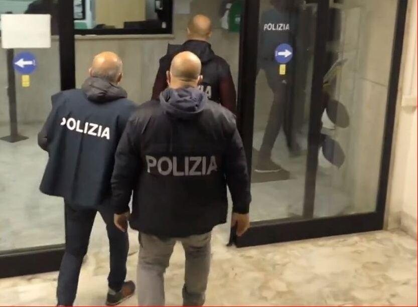 In casa il piccolo market della droga
