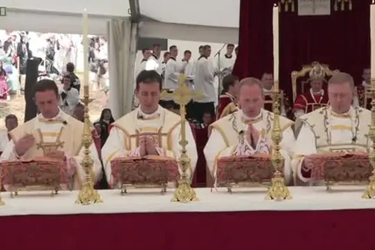 Lefebrviani, Vaticano: scomunica per tutti i ministri San Pio X