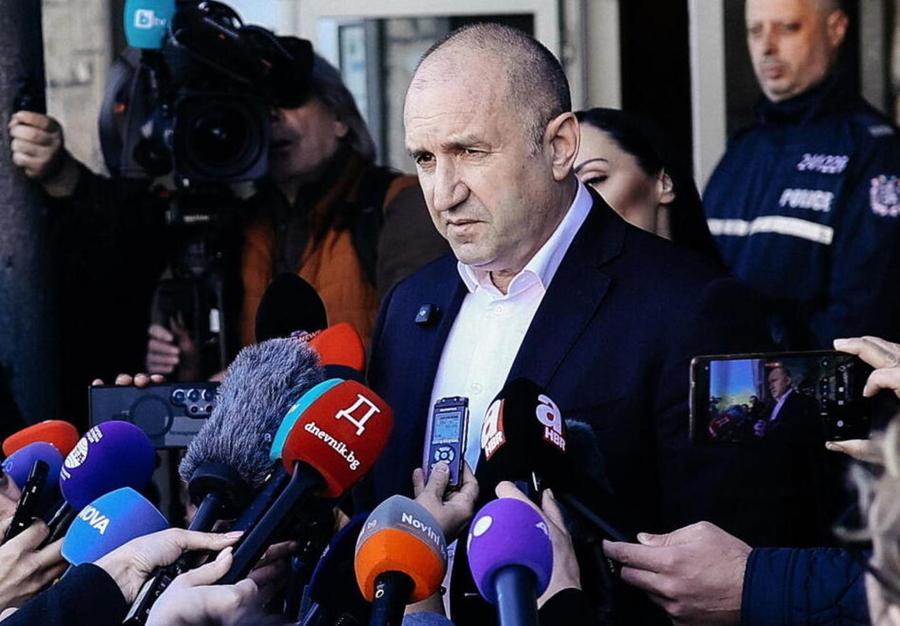 In Bulgaria gli exit poll incoronano Radev, euroscettico e filorusso