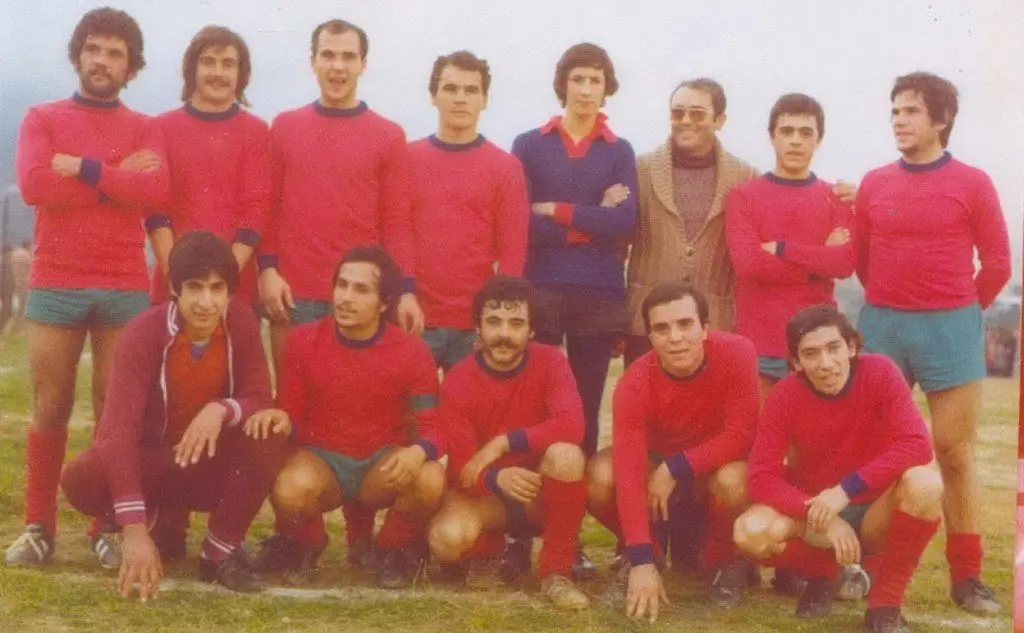 Una formazione del Picchi Jerzu anni 70 (foto Ogliastra calcio)