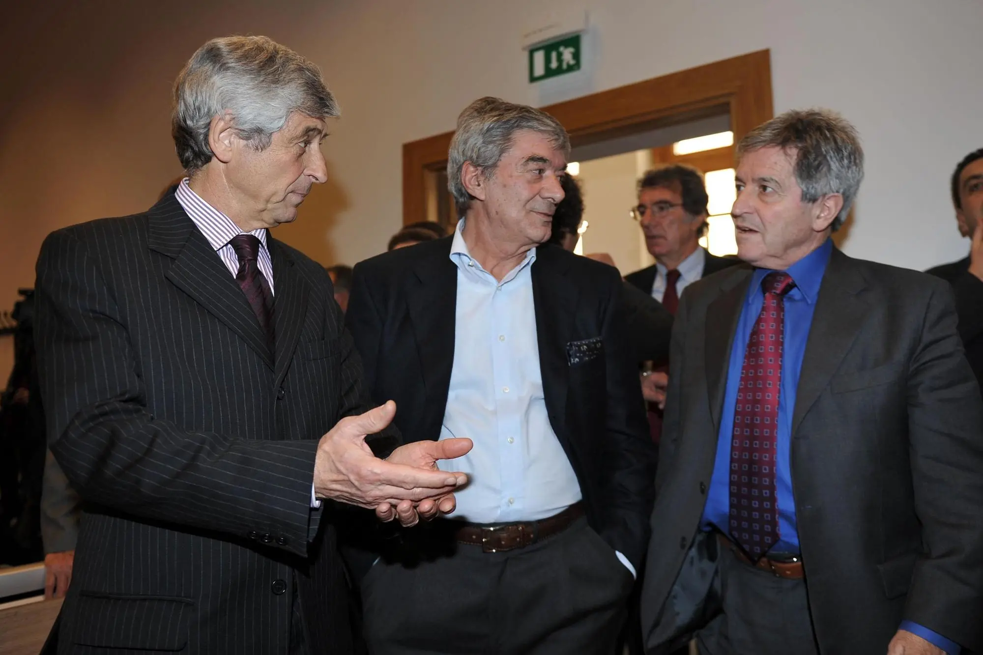 Antonio Juliano (al centro), con Gianni Rivera e Giancarlo De Sisti (foto Ansa)
