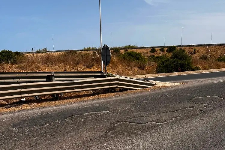 Via dell'Industria a Porto Torres (foto Pala)