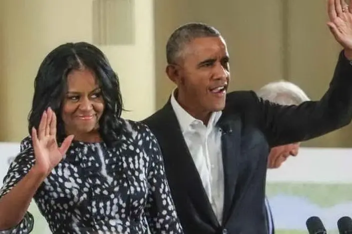Michelle e Barack Obama (archivio L'Unione Sarda)