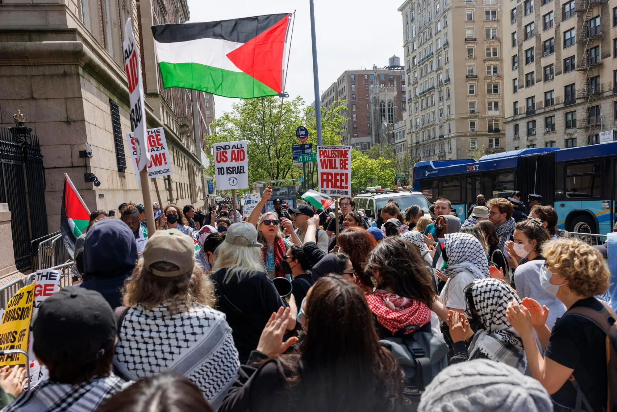 Studenti pro Palestina alla Columbia University di New York (Ansa-Epa)