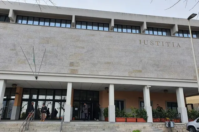 Il tribunale di Tempio Pausania (Ansa)