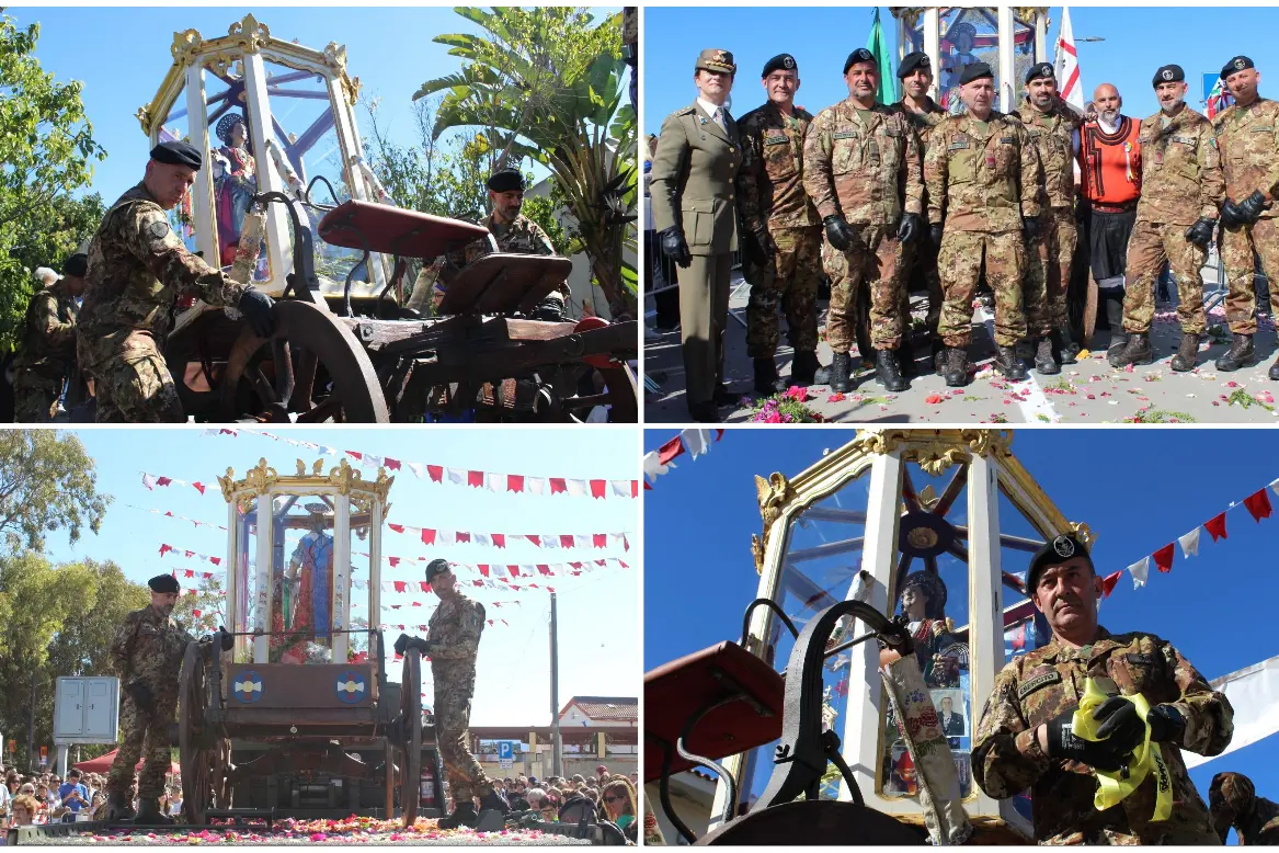 Militari al lavoro per il trasporto del simulacro di Sant'Efisio