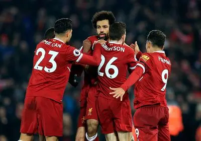 I giocatori del Liverpool festeggiano dopo un gol nel 2018 (archivio)