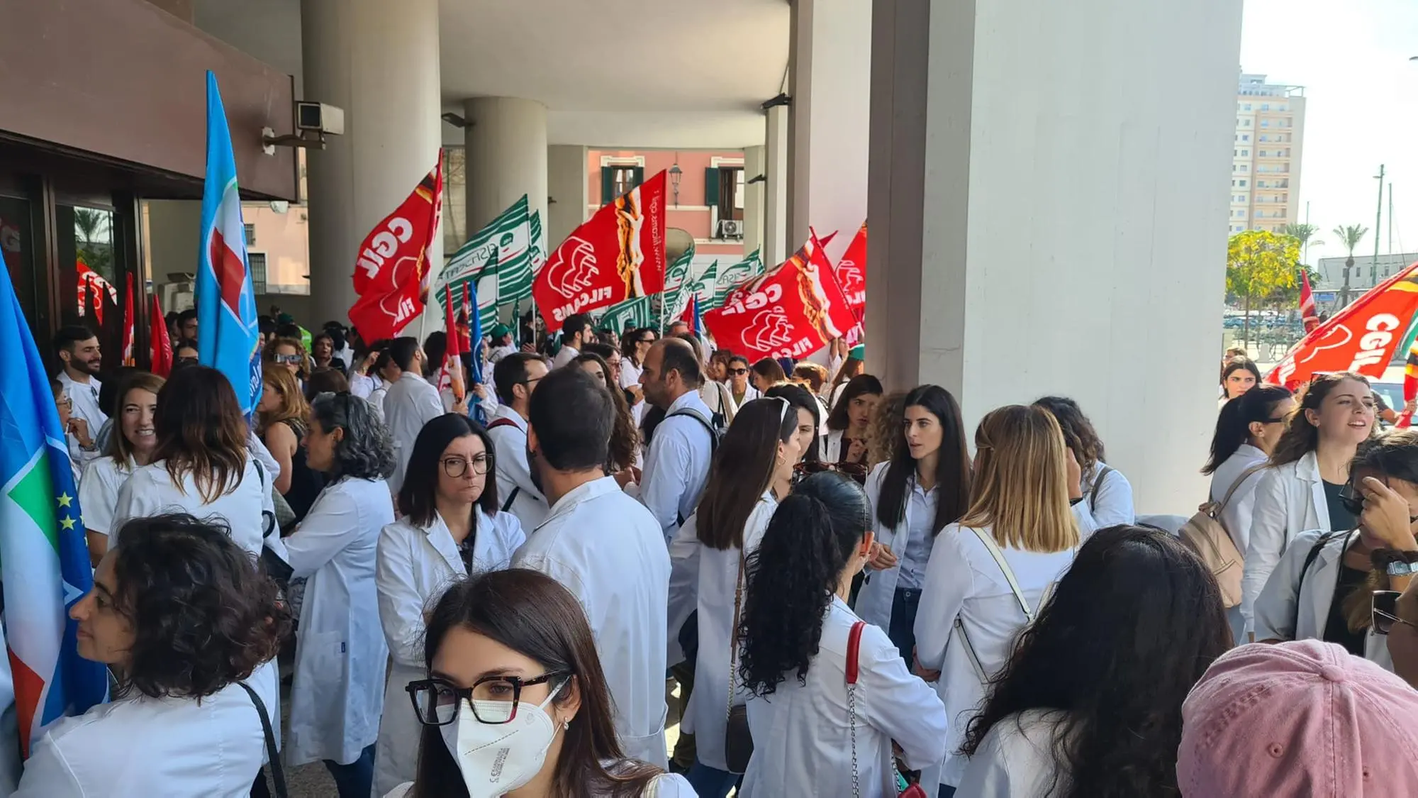 https://immagini.unionesarda.it/version/c:ODcwNDEzYTYtOGUxNi00:MDAxNjlmMGMtYTk4Yy00/image.webp?f=16:9