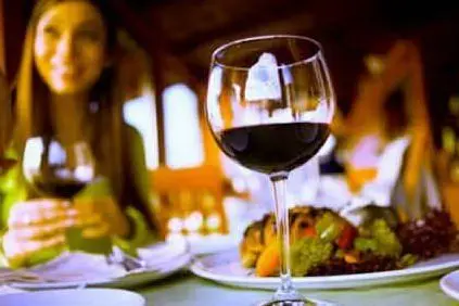 Cena al ristorante (immagine simbolo)