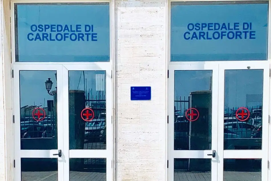 L'ospedale carlofortino (foto da frame tv)