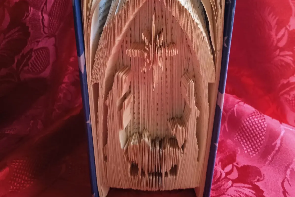 I miei auguri con il presepe all'interno di un libro da Gabry
