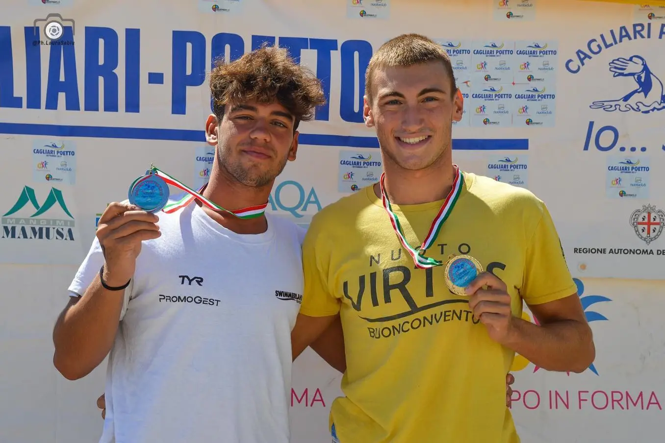 A destra il vincitore Matteo Mannelli, a sinistra il terzo Francesco Fenucciu (foto concessa da Cesare Goffi).