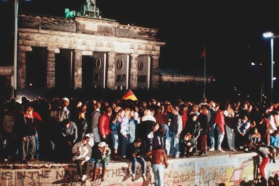 La festa dei berlinesi nella notte del 9 novembre 1989