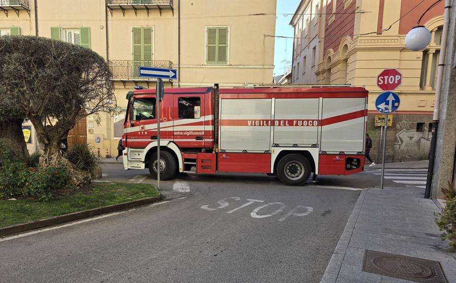 Sassari, la palazzina è inagibile: sgomberate tre famiglie