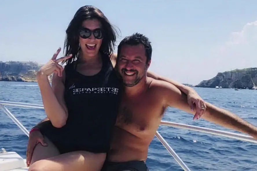 Matteo Salvini ed Elisa Isoardi (foto Facebook)