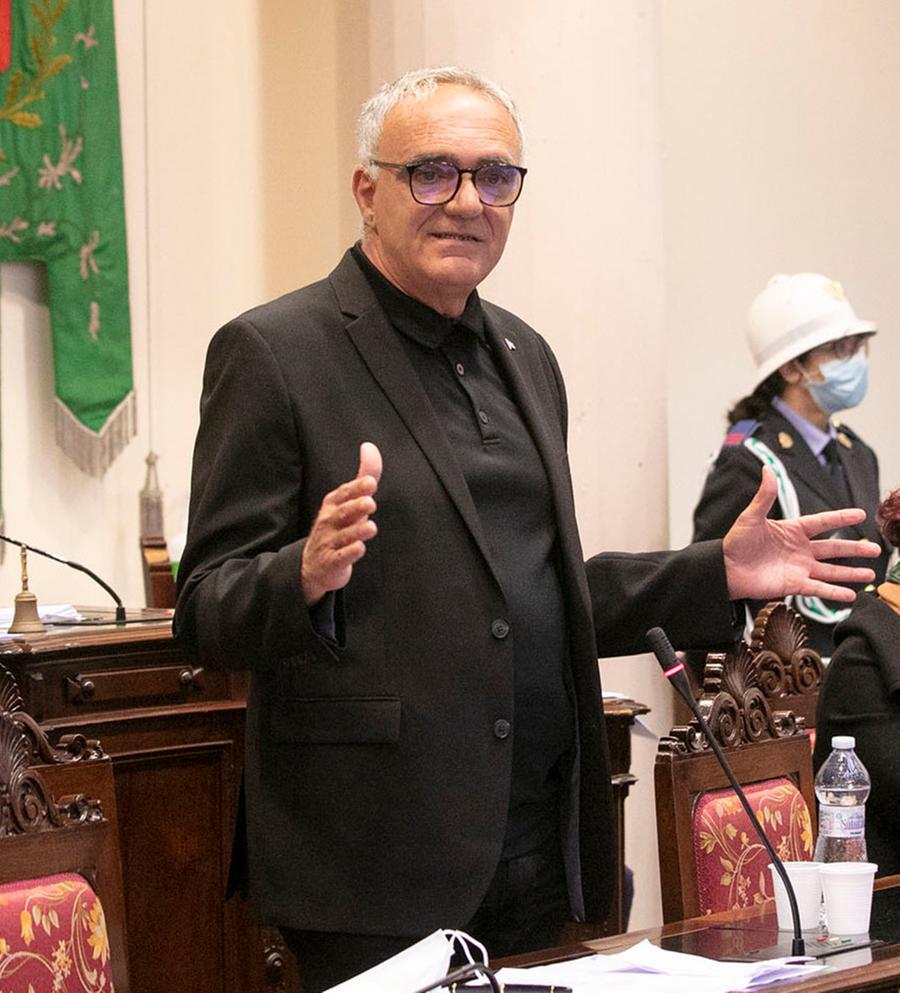 Attesa per Porcu, tensione tra gli alleati