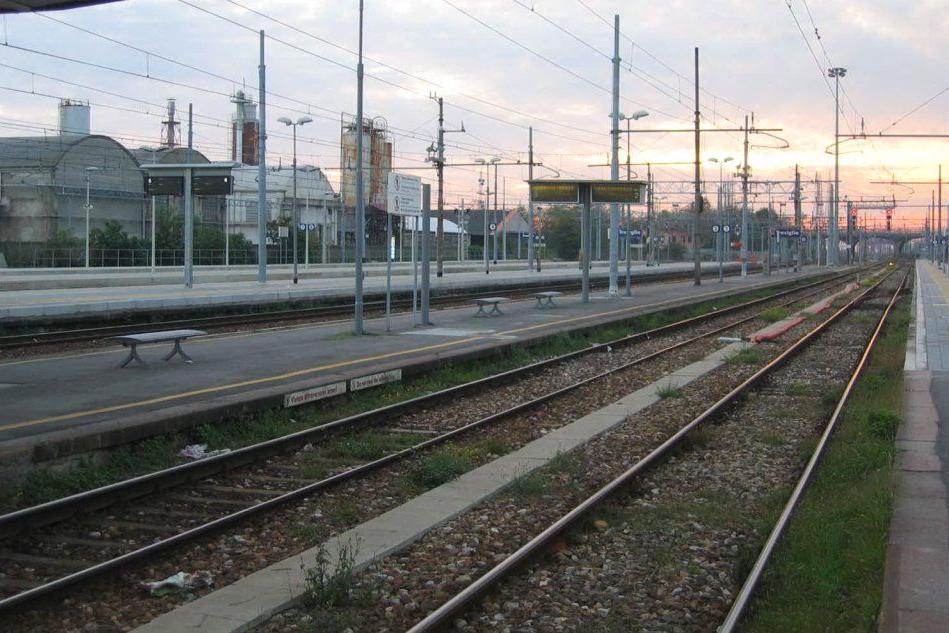 Studentessa violentata a bordo di un treno: arrestato un 40enne di Bari