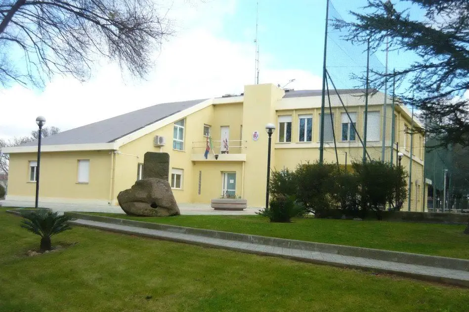 Il municipio di Burcei (Archivio L'Unione Sarda)